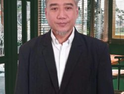 Kali Anhoni Sekarat, PT Global Emas Bupolo Turun Tangan Angkat Sedimen