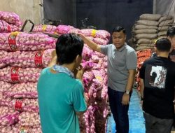 Bareskrim Polri Bongkar Penyelundupan 23 Ton Bawang dan Cabai di Pontianak