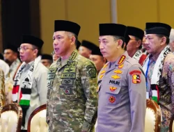 Panglima TNI Hadiri Silahturami Nasional Ormas Islam dan Halal Bihalal Idul Fitri 1447.